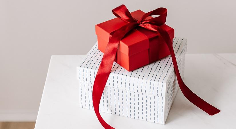 Gift Makers, Packers, or Assemblers